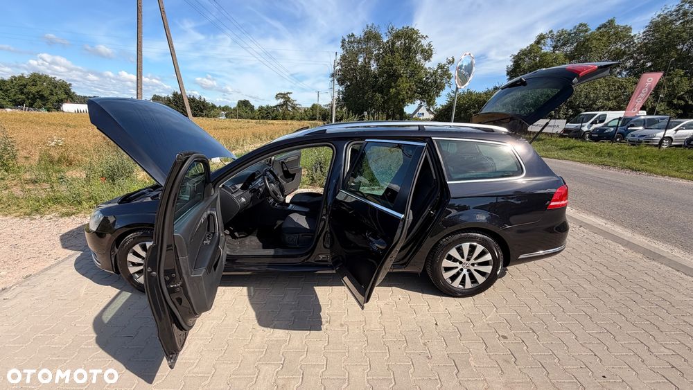 Volkswagen Passat Variant 2.0 TDI DPF Sportline - 8