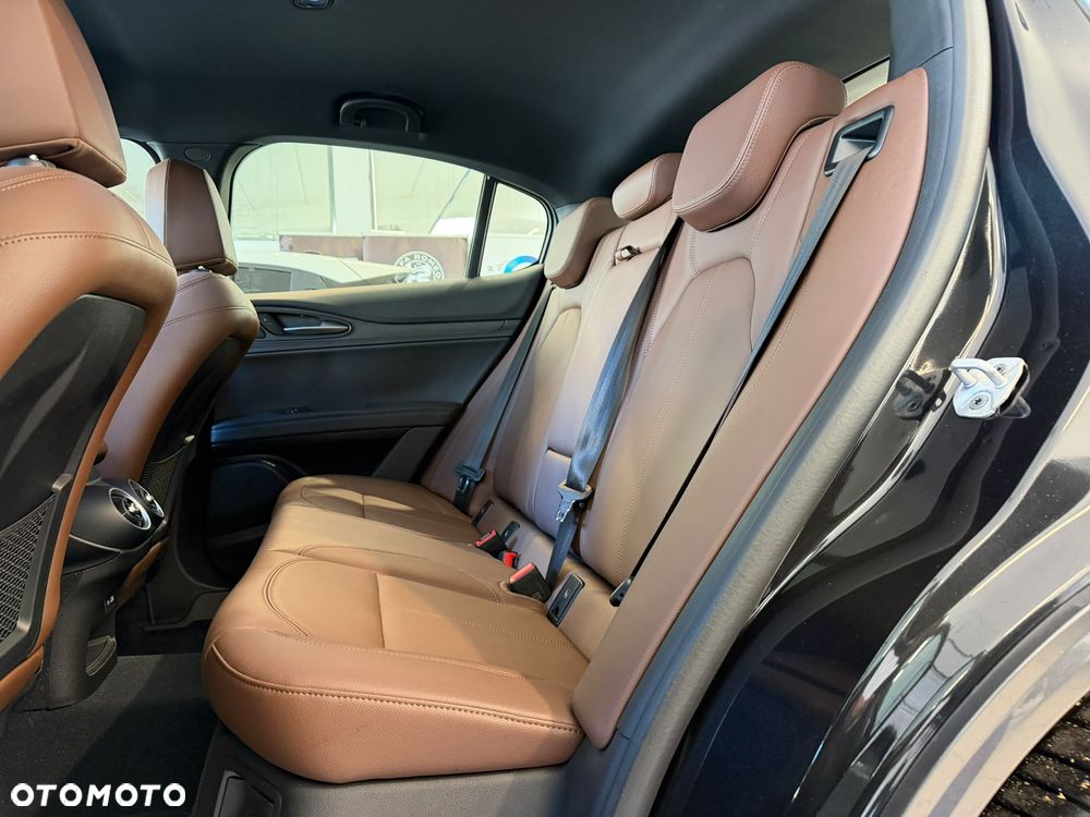 Alfa Romeo Stelvio 2.0 Turbo TI Q4 - 20