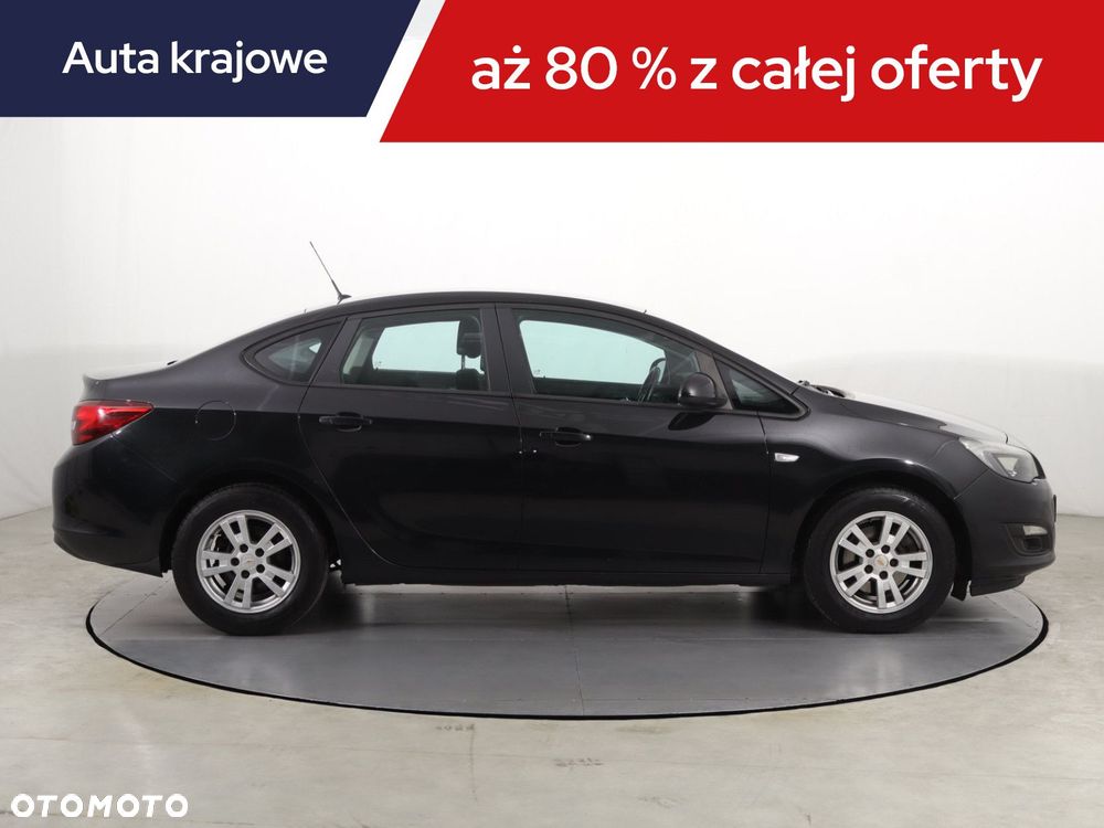 Opel Astra - 8