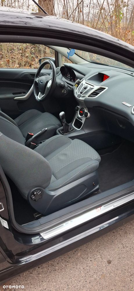Ford Fiesta 1.6 Sport - 10