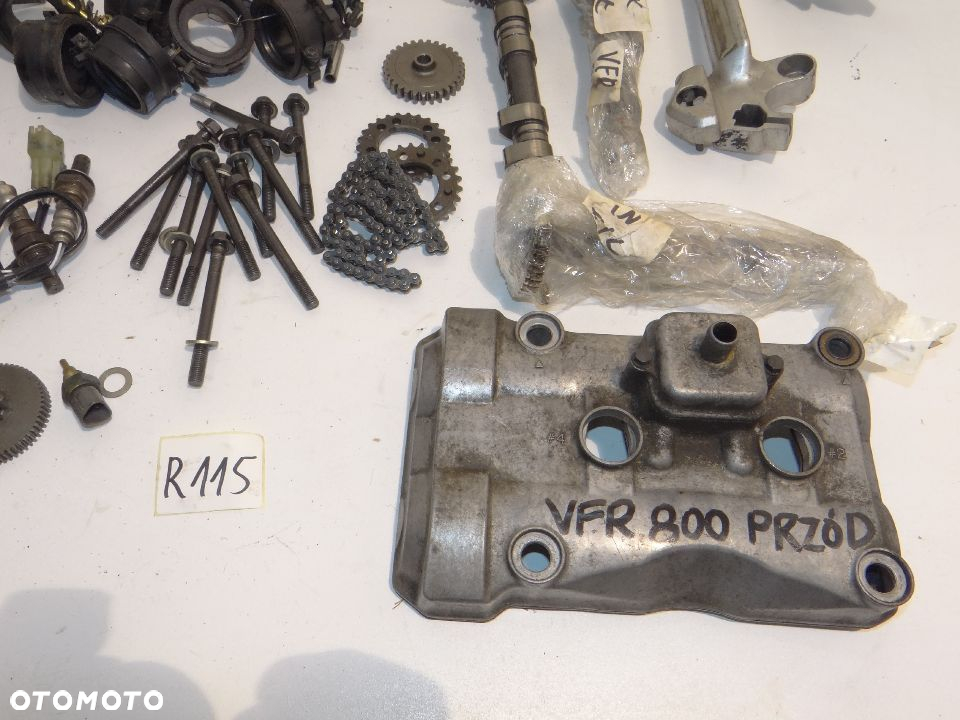 VFR 800 VTEC przekaźnii czujnik cewkofajka wałek rozrządu pokrywa krociec koło magnesowe R115 - 10