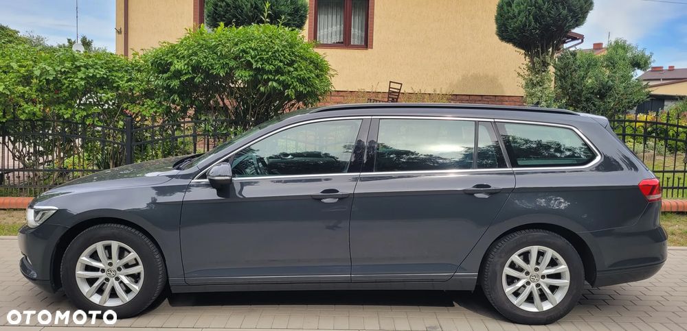 Volkswagen Passat - 8