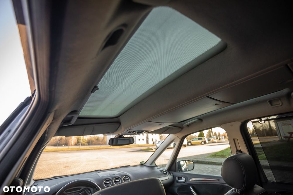 Ford Galaxy 2.2 TDCi Platinium X (Ghia) - 34