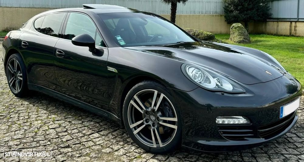 Porsche Panamera Platinum Edition - 3