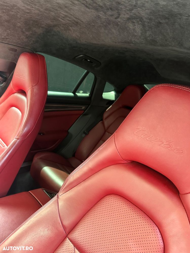 Porsche Panamera Turbo - 19