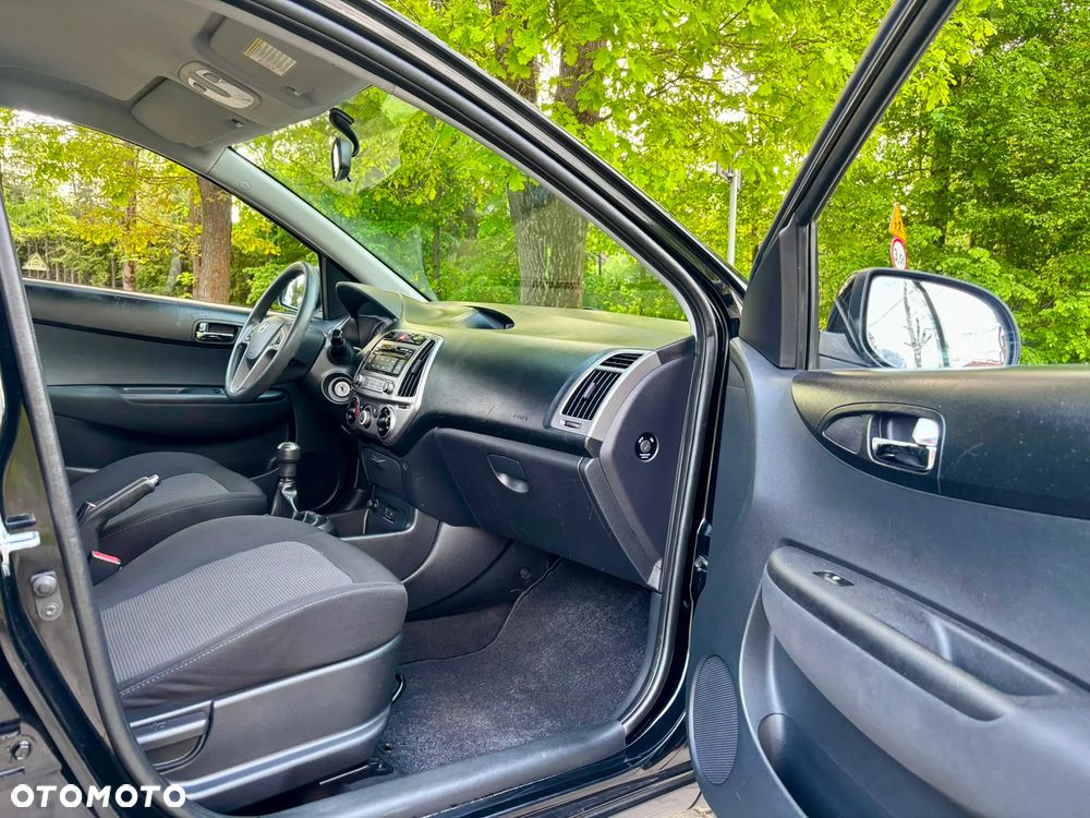 Hyundai i20 1.25 Wersja Jubileuszowa - 27