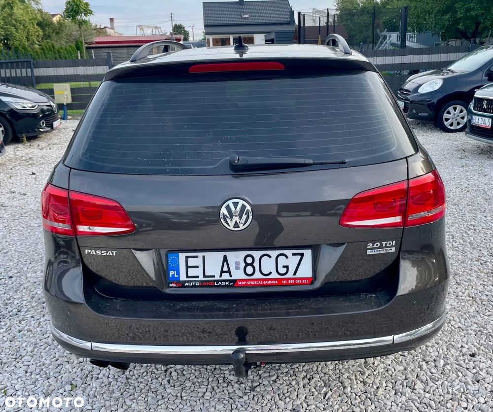 Volkswagen Passat Variant 2.0 Blue TDI DSG SCR Comfortline - 19