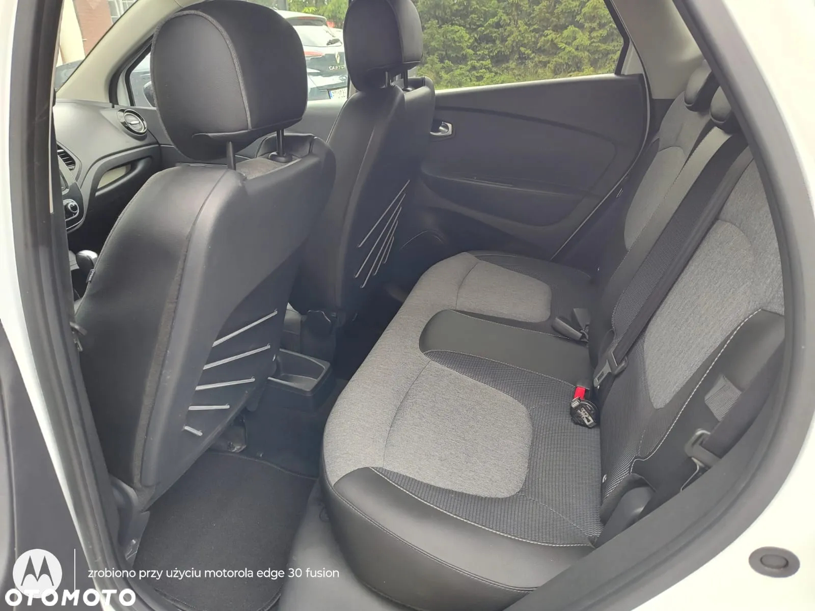 Renault Captur TCe 120 EDC Helly Hansen - 15