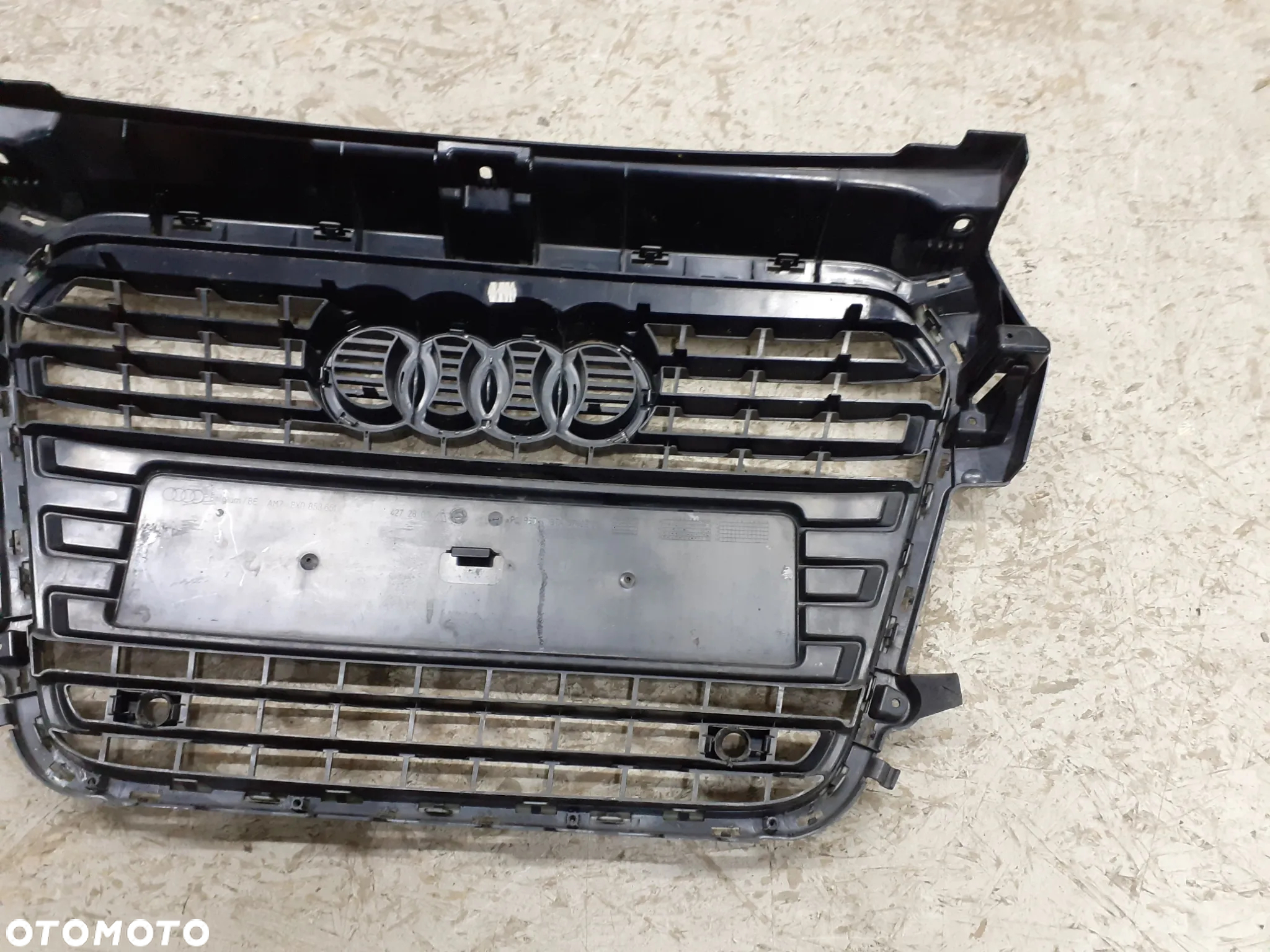 GRILL ATRAPA AUDI A1 8X 2010-2014R 8X0853651 - 13