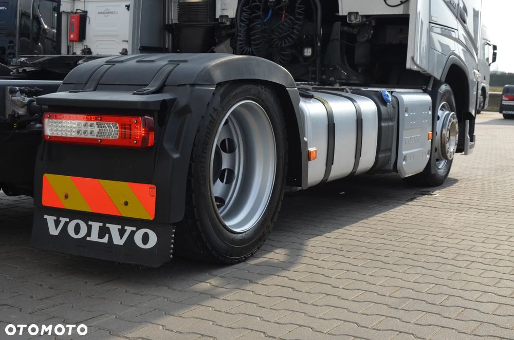 Volvo FH 5 NEW / MEGA / 2021r. / KLIMA P. / FULL LED / ACC / NAVI / KAMERA / DE / 8019 - 20