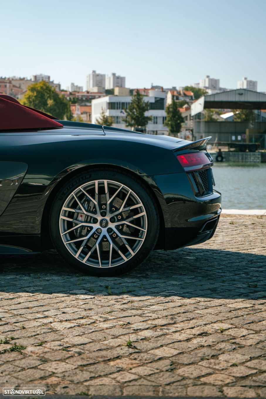 Audi R8 Spyder V10 plus 5.2 FSI quattro S tronic - 13