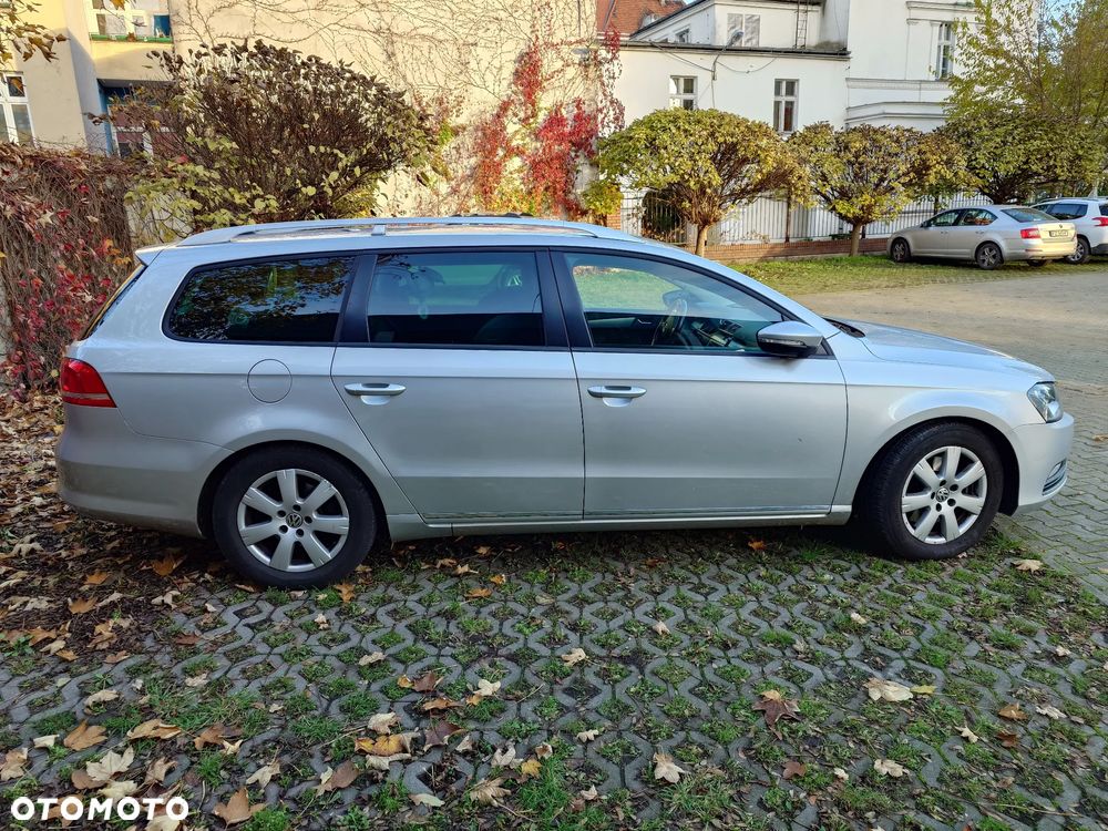Volkswagen Passat Variant 1.6 TDI BlueMotion Technology Comfortline - 4