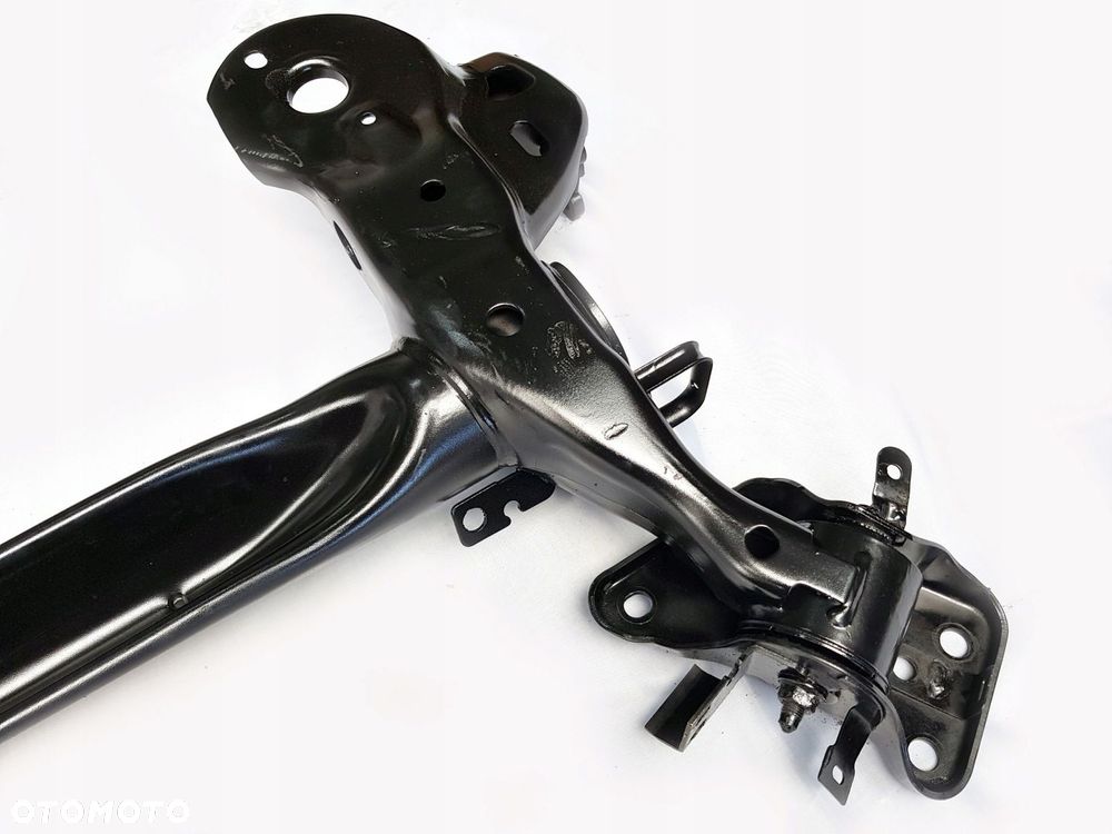 Tylna belka Peugeot 207, 207, SW, CC, RC 06-15 - 7