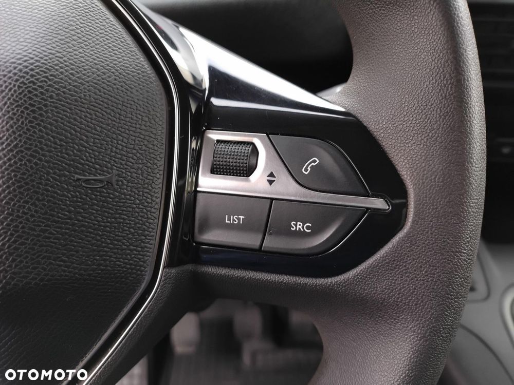 Peugeot Partner Van - 13