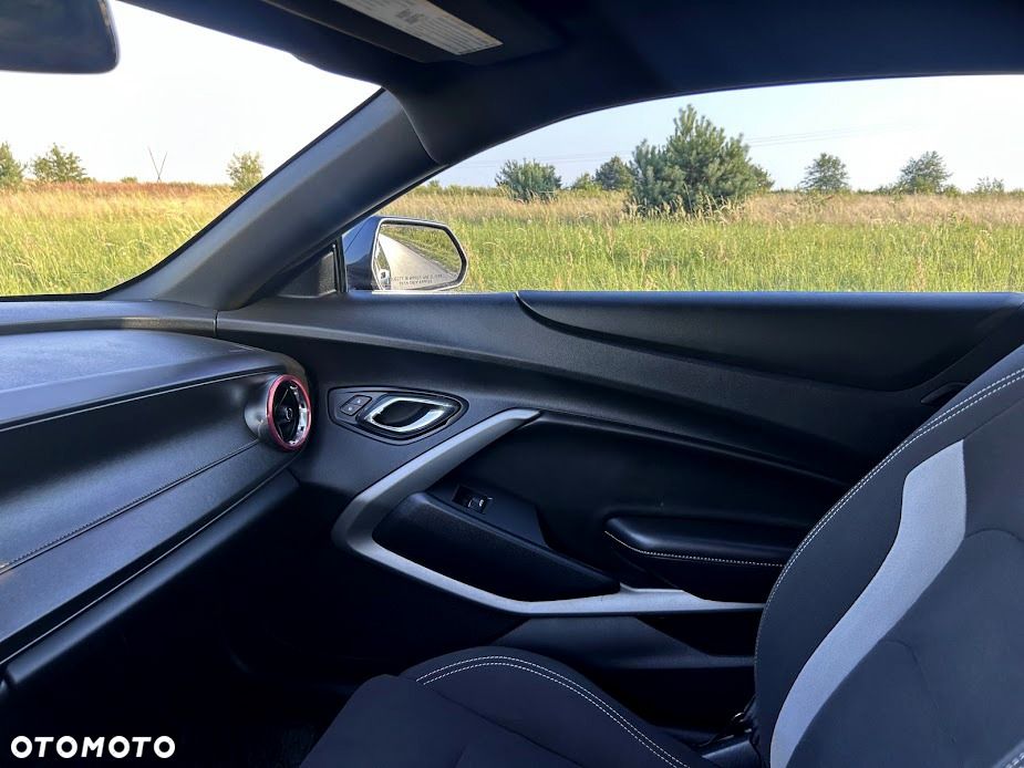 Chevrolet Camaro - 16
