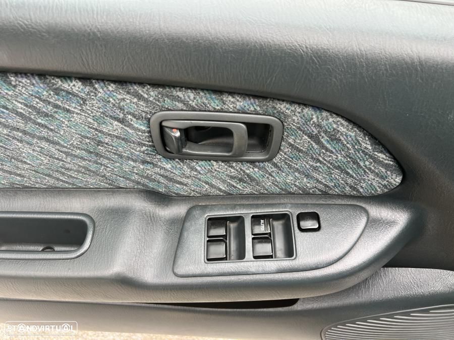 Nissan Almera - 11
