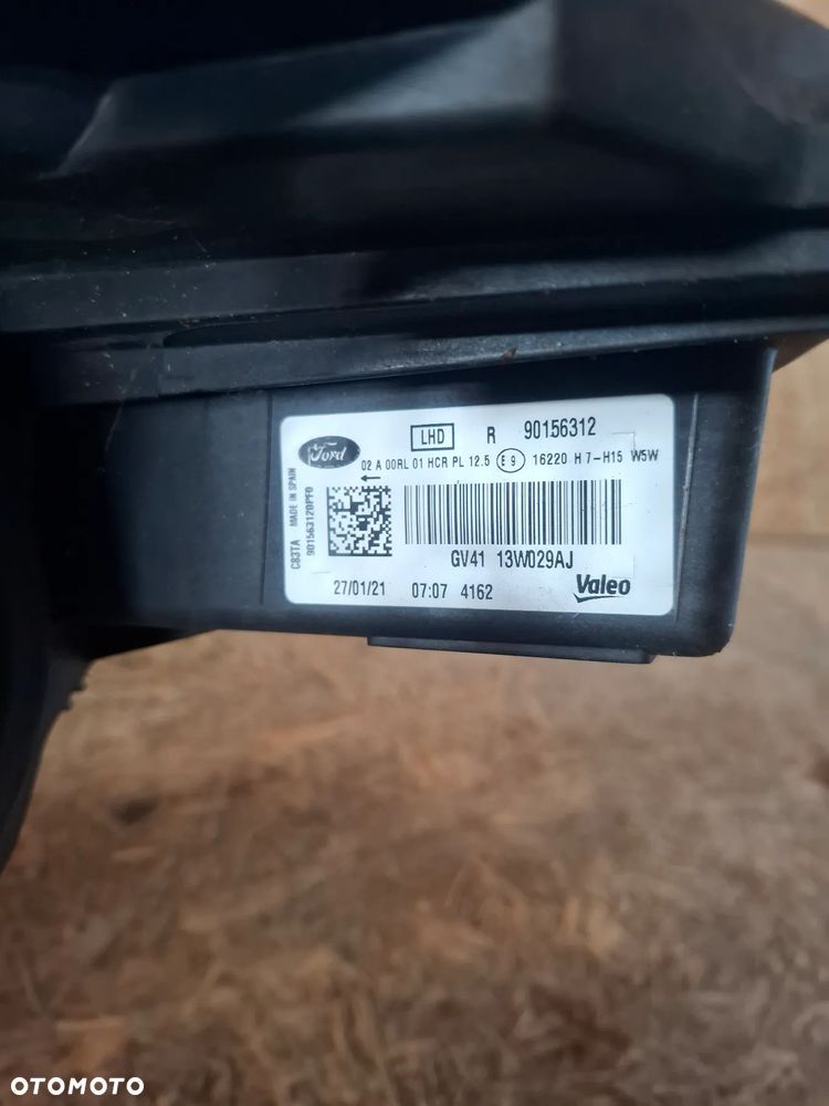 Ford Kuga II polift Lamypa prawa przód GV41 13W029AJ - 6