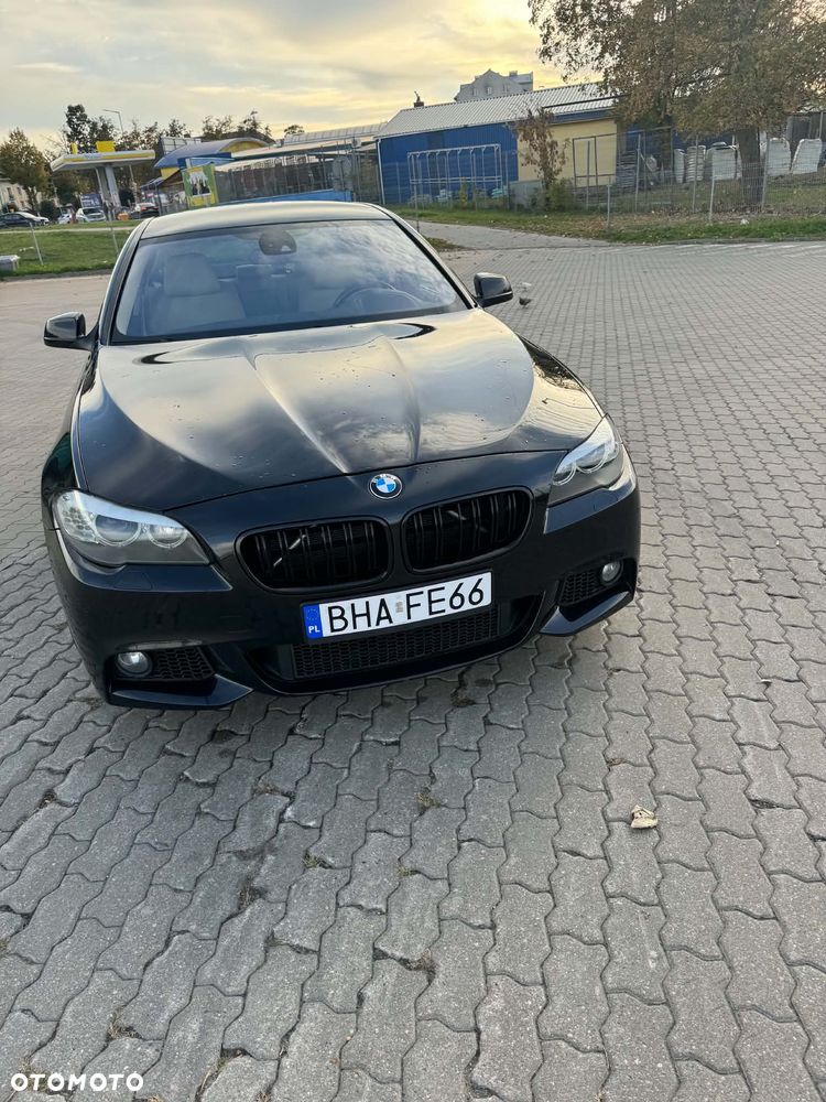 BMW Seria 5 530d xDrive - 9