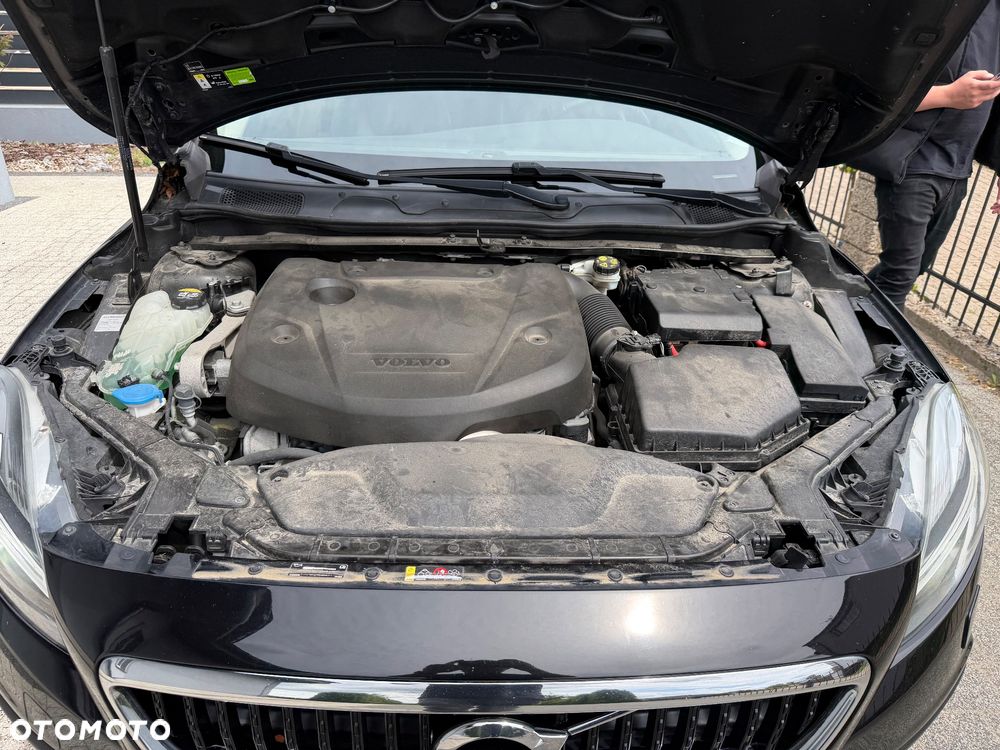 Volvo V40 Cross Country D2 Momentum - 23