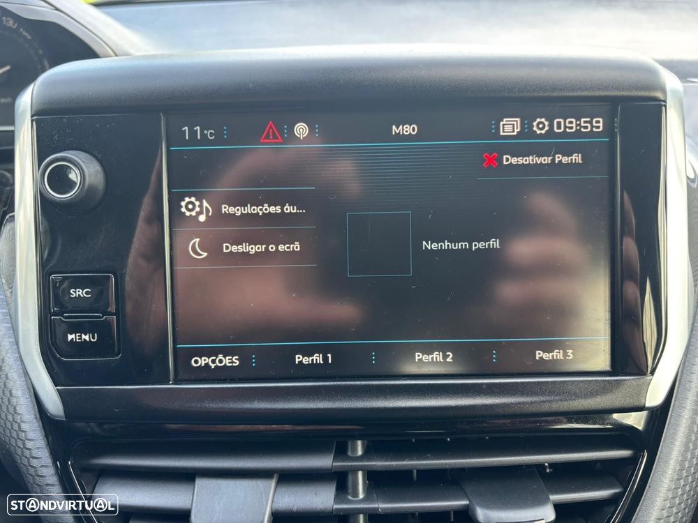 Peugeot 208 1.5 BlueHDi Signature - 35