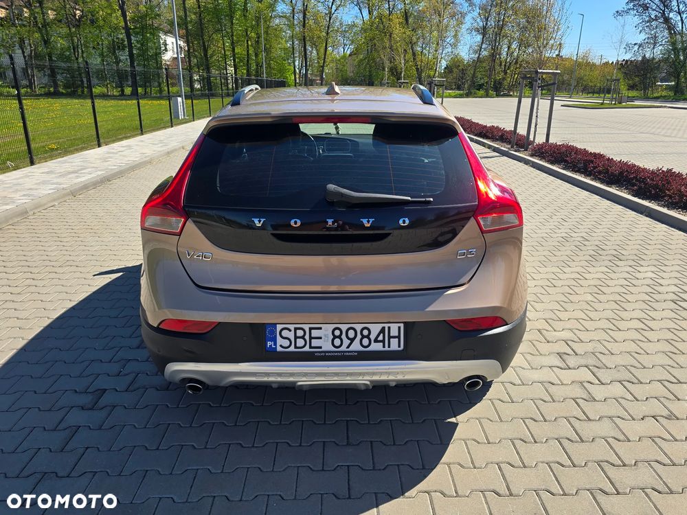 Volvo V40 Cross Country D3 Geartronic Momentum - 8