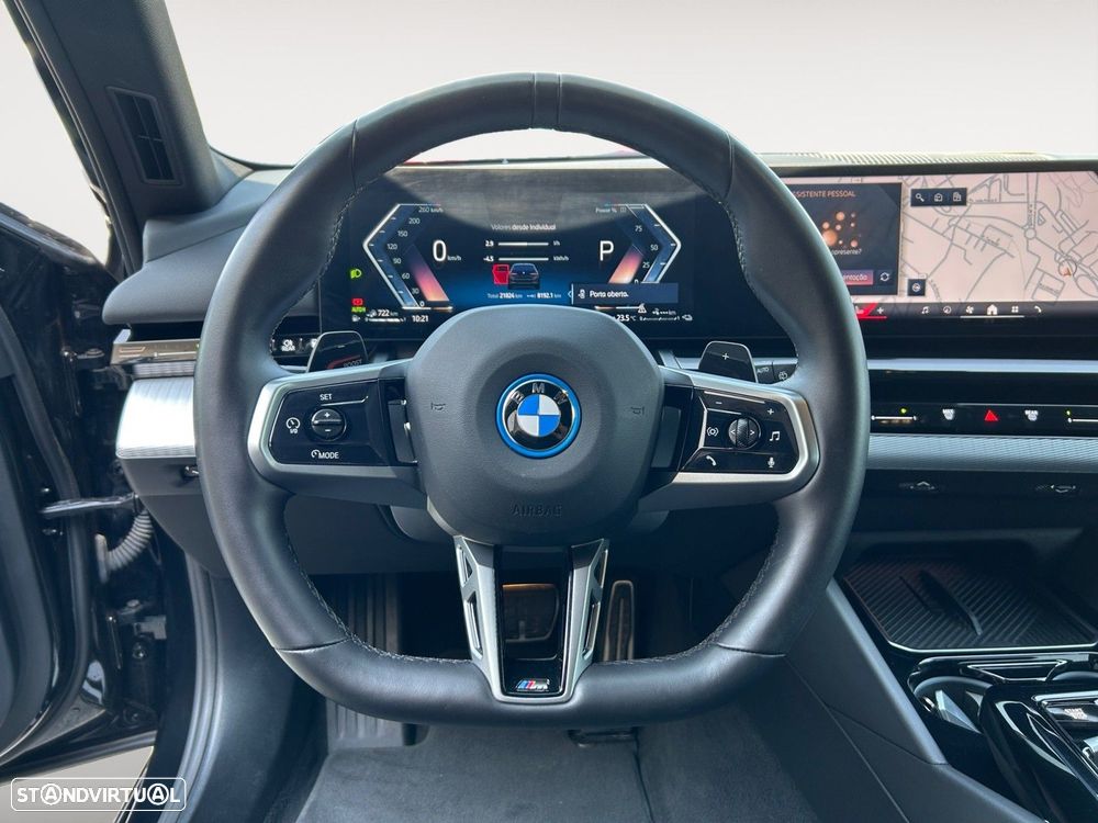 BMW 530 e Pack Desportivo M - 12