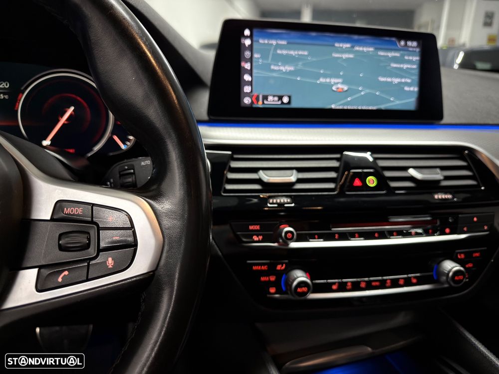 BMW 520 d Pack M Auto - 25