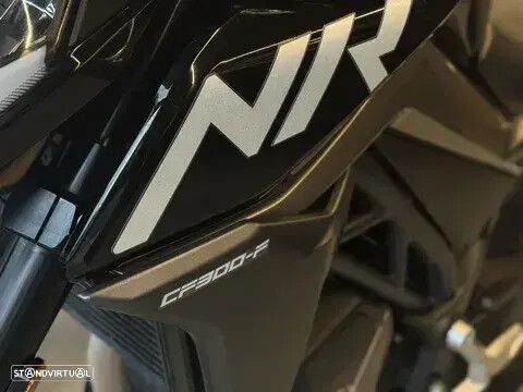 CF Moto 300NK - 3