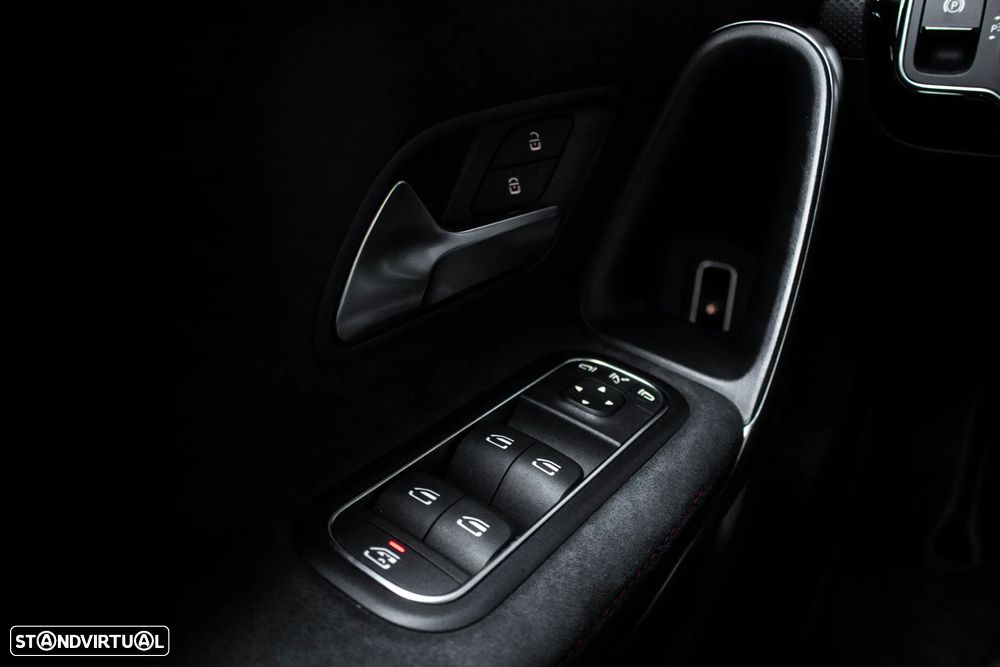 Mercedes-Benz A 250 e AMG Line - 19