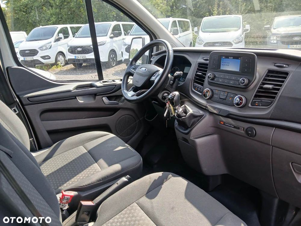 Ford Transit Custom - 19