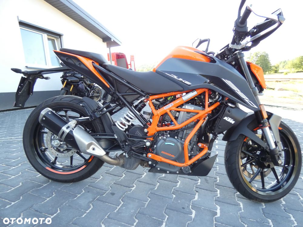 KTM Duke - 5