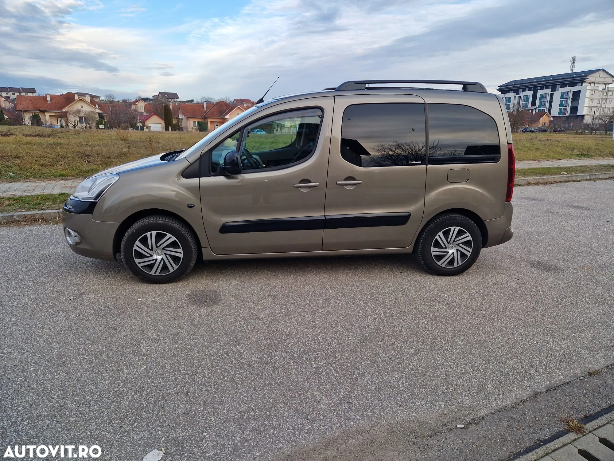 Citroën Berlingo Multispace HDi 115 FAP Selection - 2