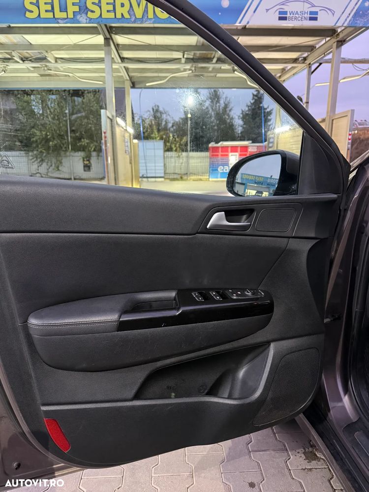 Kia Sportage 1.6 T-GDI 7DCT 4x4 GT Line - 22