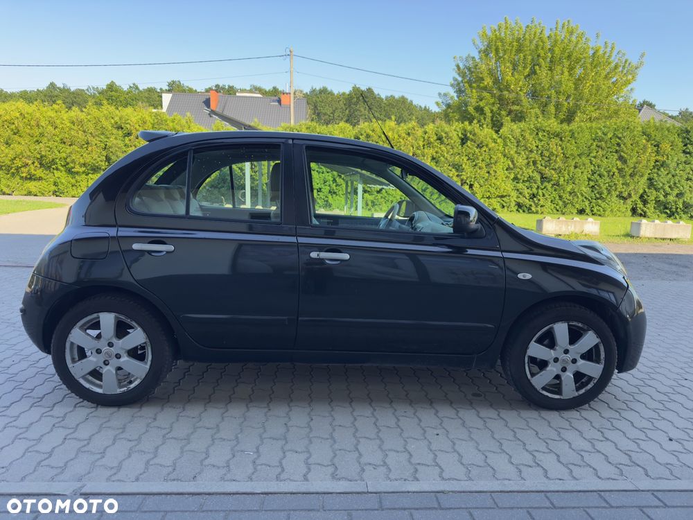 Nissan Micra - 1