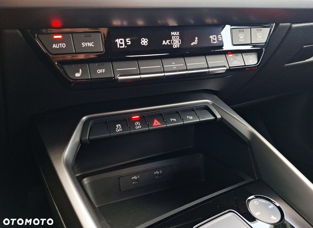 Audi A3 Sportback 30 TFSI mHEV S tronic - 14