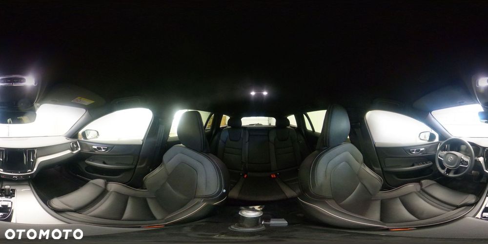 Volvo V60 B4 B Plus Bright - 23
