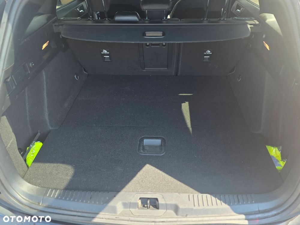 Ford Focus 1.0 EcoBoost ST-Line X - 16