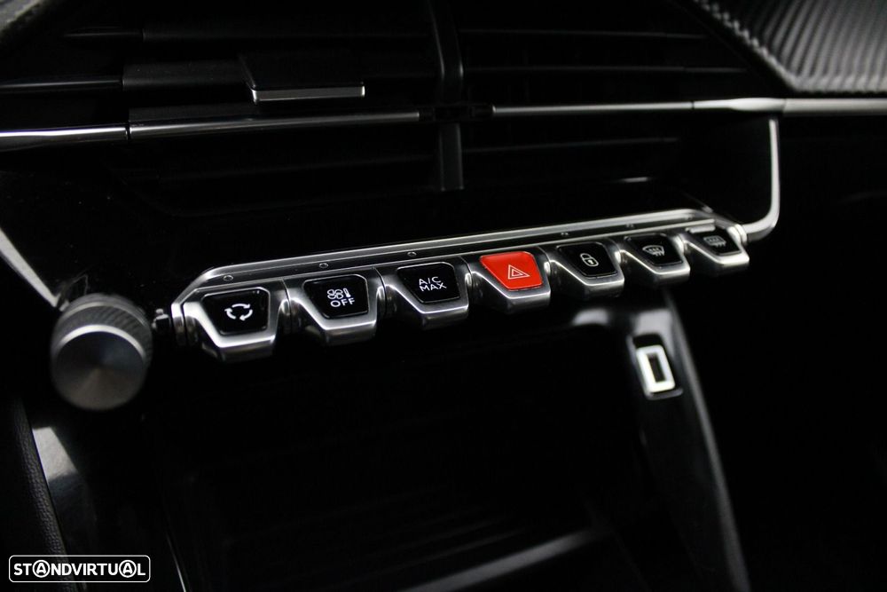 Peugeot 208 1.2 PureTech Active - 18