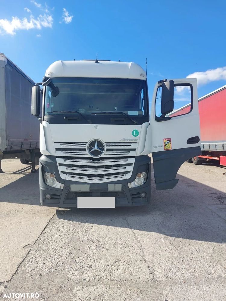 Mercedes-Benz Actros MP4 - 3
