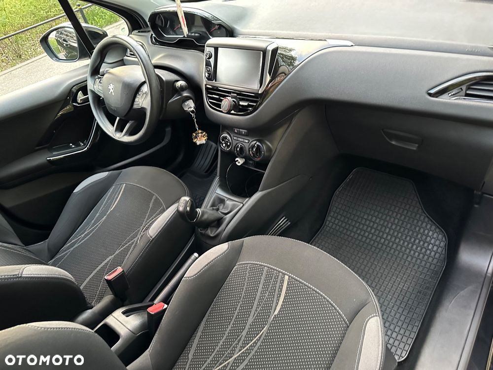 Peugeot 208 1.2 VTi Access - 10