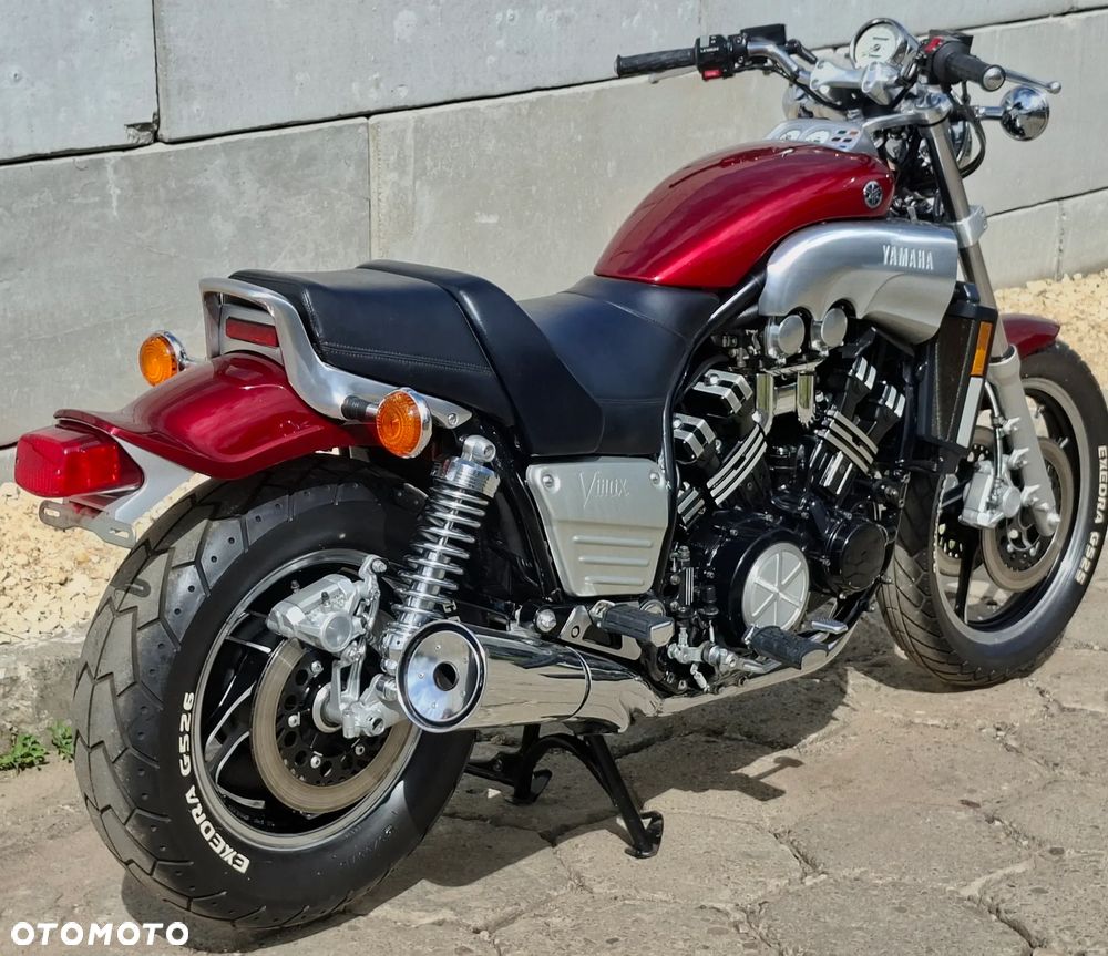 Yamaha V-MAX - 6
