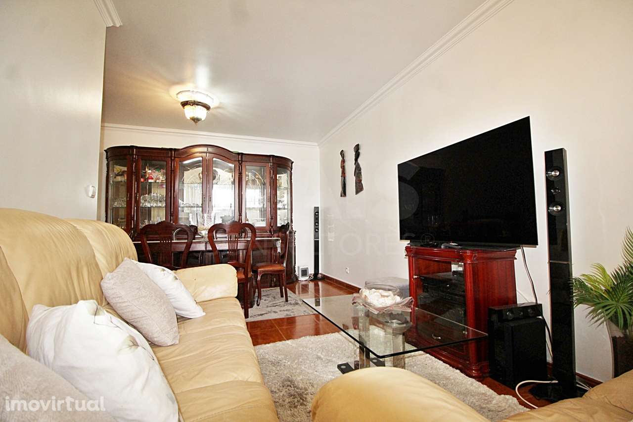 T3 C/Elevador - Santo António dos Cavaleiros | Loures - Grande imagem: 4/14