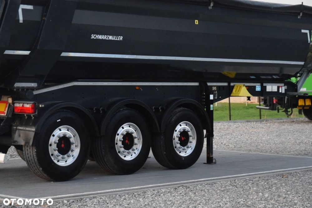 Schwarzmuller K-Series - 7