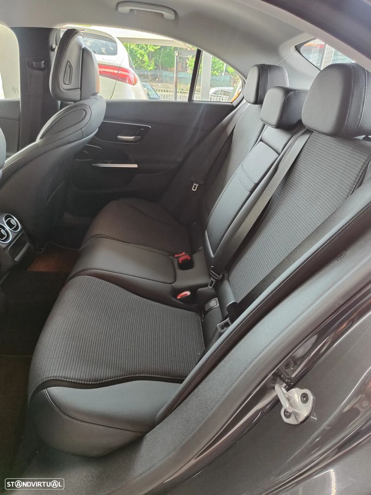 Mercedes-Benz C 220 d Avantgarde - 12