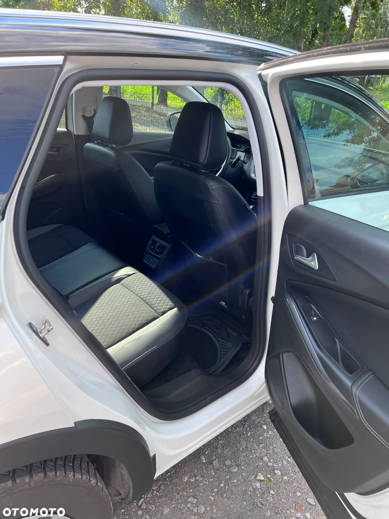 Opel Grandland X 1.2 T GPF Innovation S&S - 13