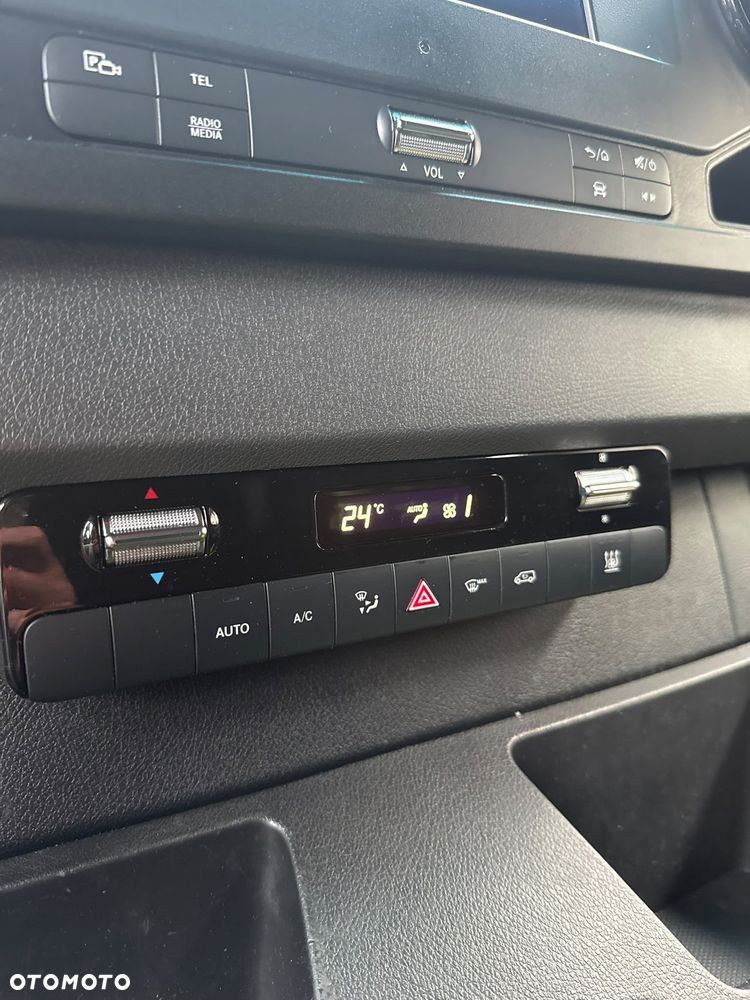 Mercedes-Benz Sprinter - 29