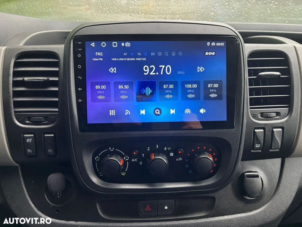 Renault Trafic - 16