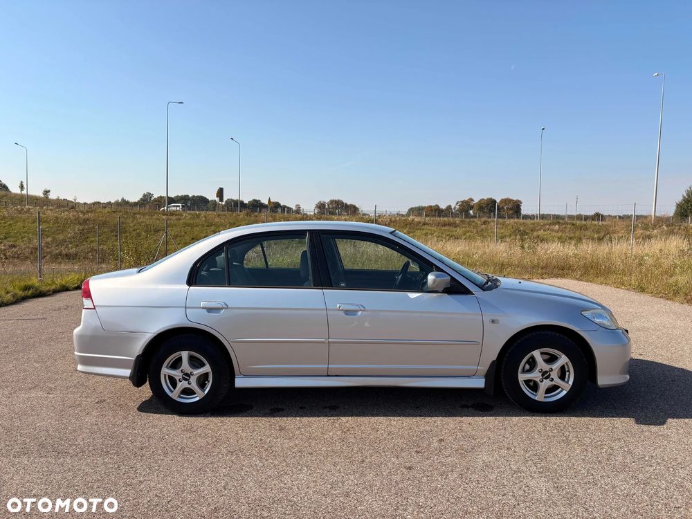 Honda Civic 1.6i LS - 2