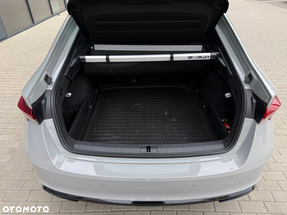 Skoda Octavia 2.0 TSI RS DSG - 9