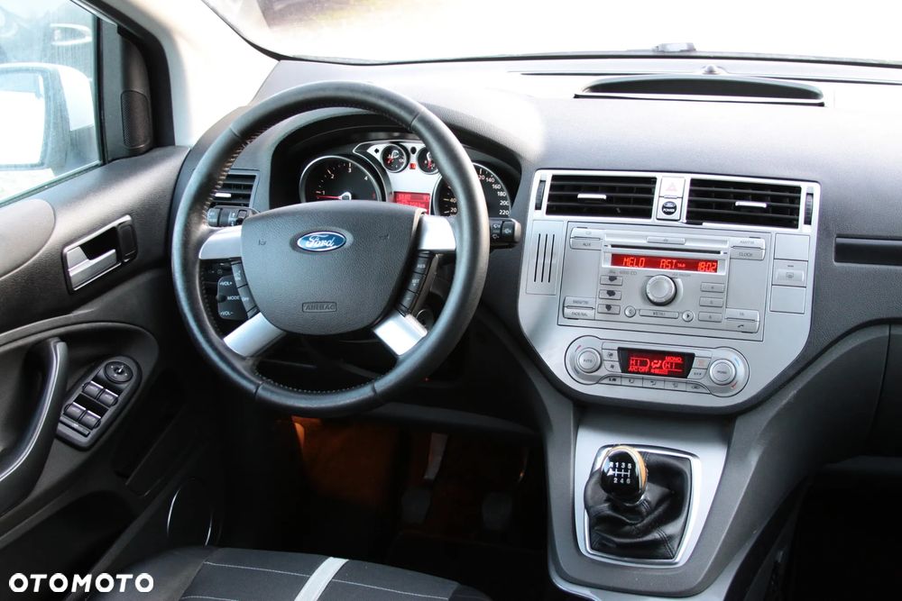 Ford Kuga 2.0 TDCi Titanium - 14